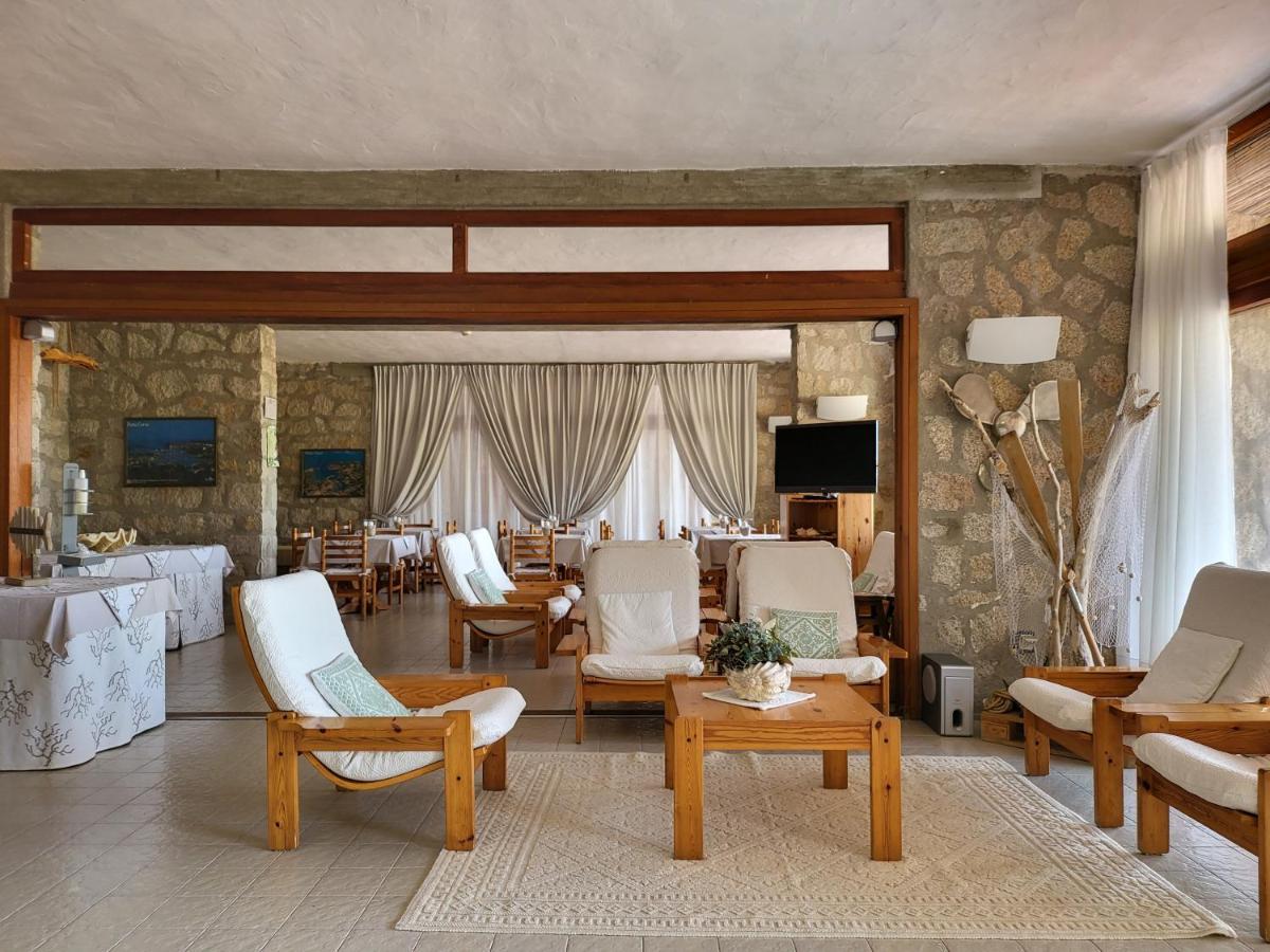 Hotel Olimpia Baja Sardinya Dış mekan fotoğraf